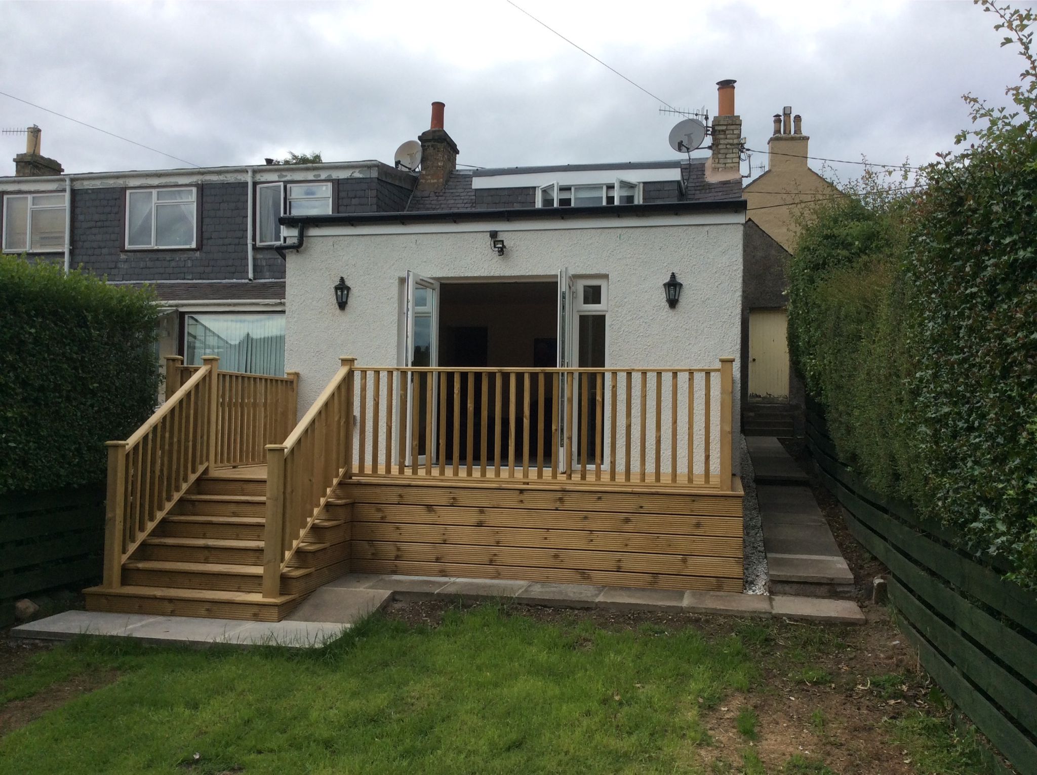Composite deck with balustrade by Marshall & Co.