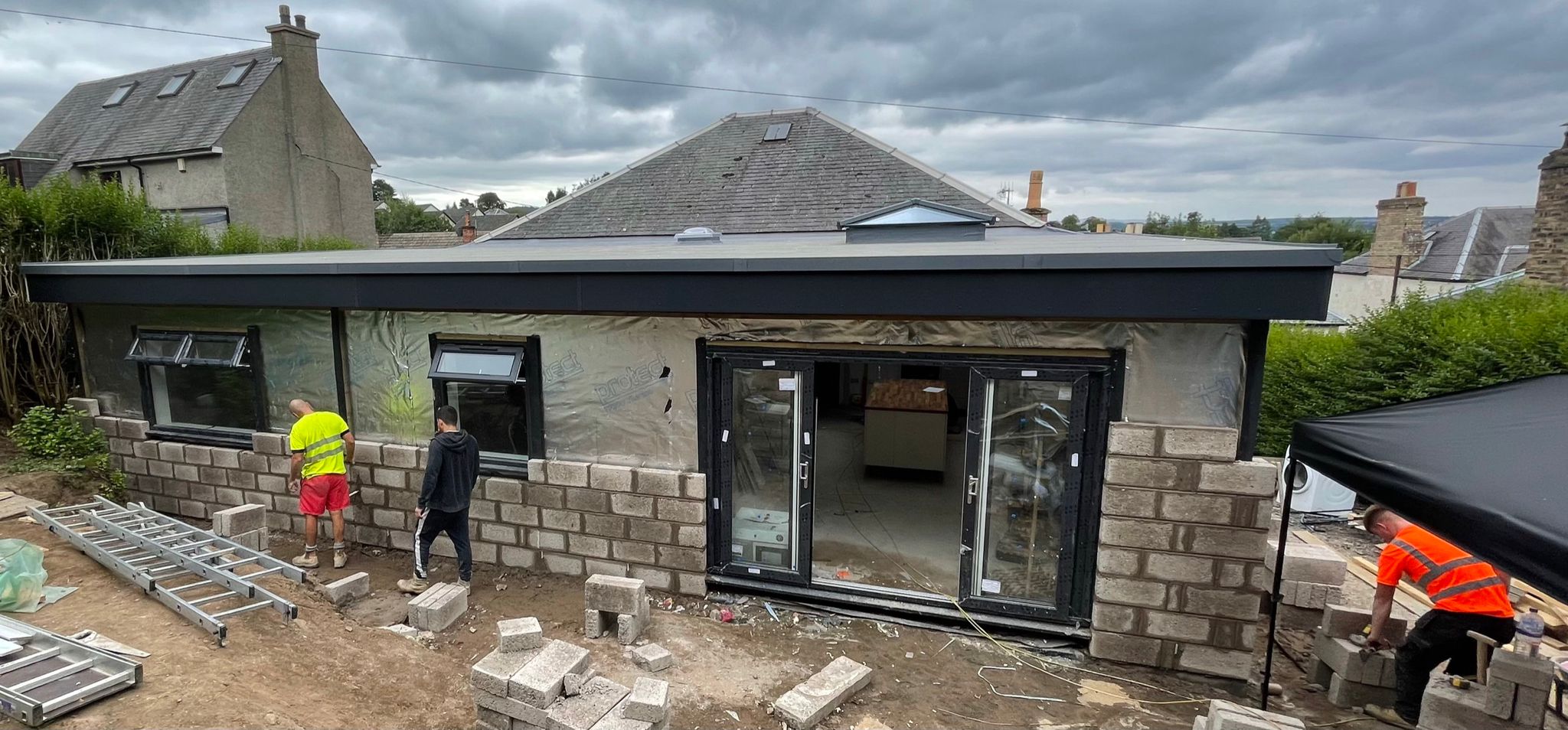 Structural extension with full internal refit, Perth